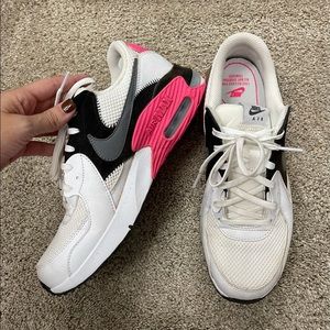 Nike air max.